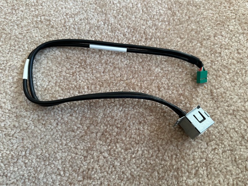 Dell Studio Xps Front USB Port Assembly  PN#  1B231h300