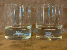 Crown Royal 3D Hologram Floating Pillow Laser Etched Rocks Glasses Set Of (2)