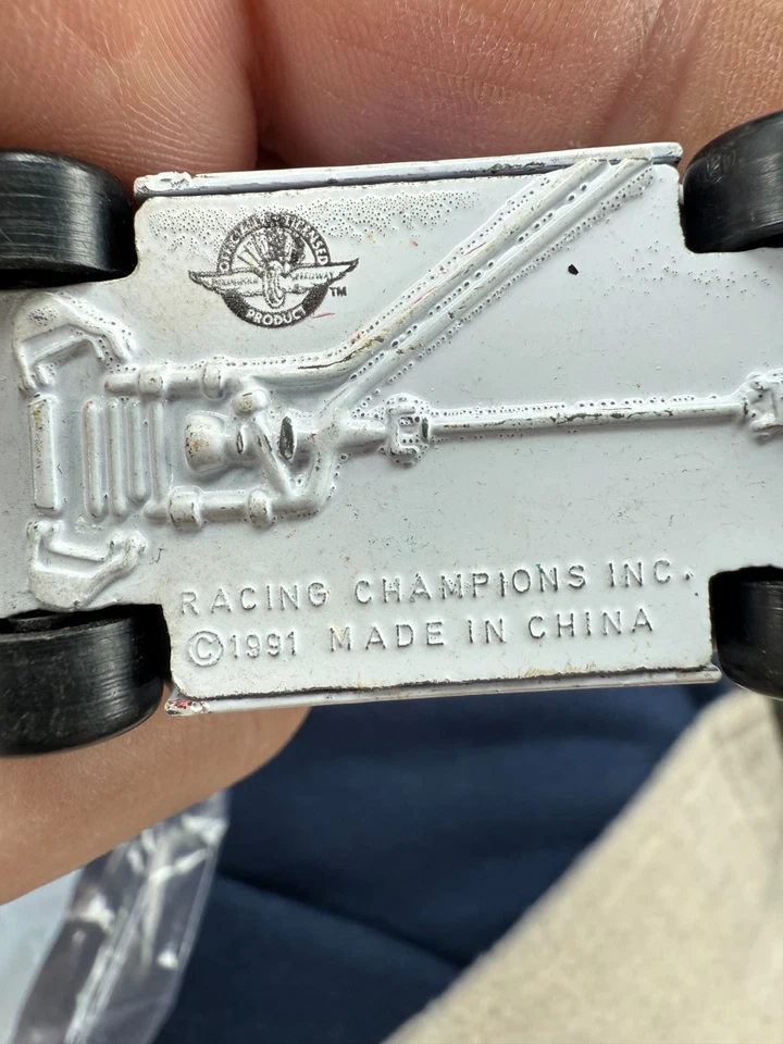 Lote diecast de 10 autos NASCAR de la década de 1990 campeones de carreras Hot Wheels Days of Thunder Foto 4 de 4