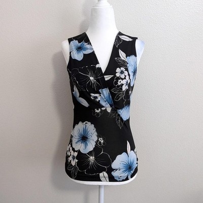 2000s Moa Moa Y2K Hawaii Black & Blue Floral Top W/ V-neckline | Size M