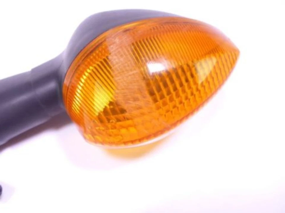 Pisca-pisca traseiro direito 15 Yamaha FZ 09 - Imagem 3 de 4