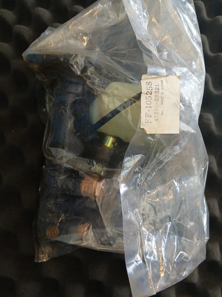 NOS Wagner Master Cylinder - F105258 - 1980-1982 Toyota Corona - Image 2 of 4