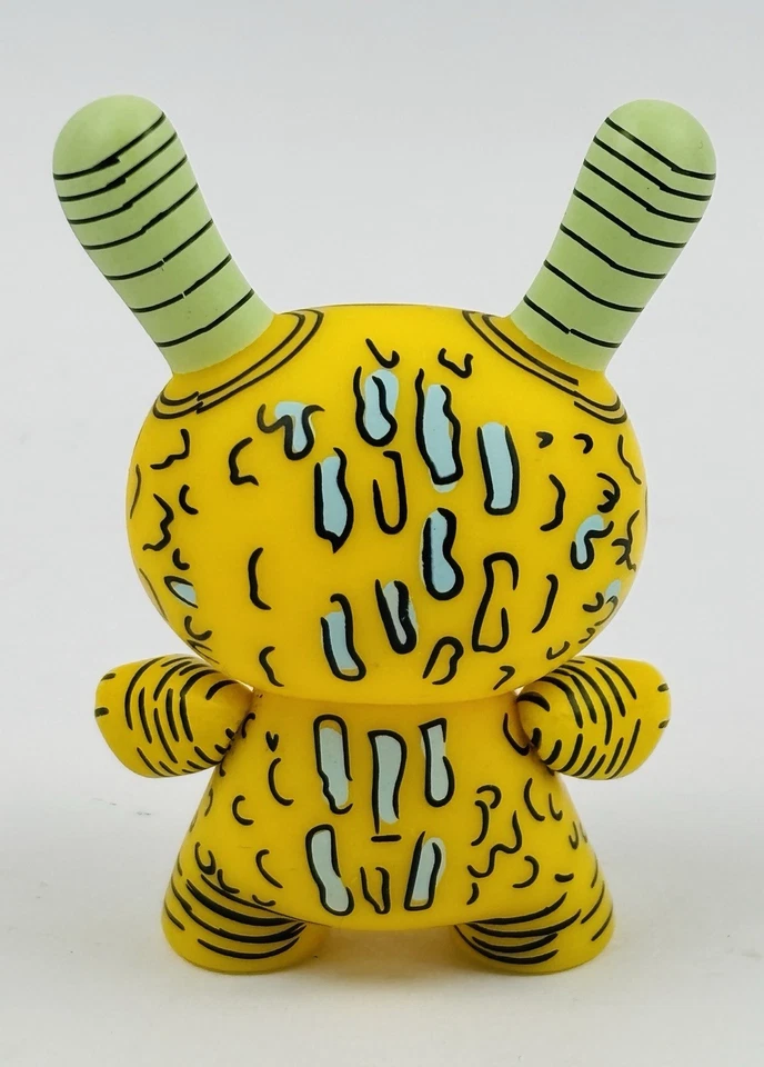 Mini figuras de vinilo kidrobot Kaiju Dunny Battle Series - M5 Bravo Foto 2 de 4