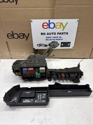 2000 2001 2002 2003 LEXUS ES300 GENUINE OEM FUSE BOX ASSEMBLY