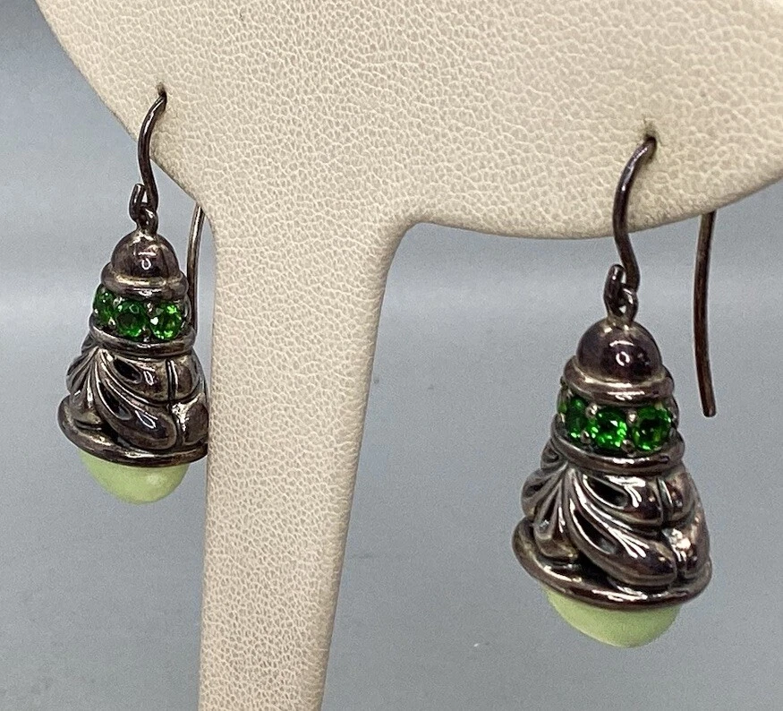 Pendientes colgantes de flor tapiz de plata de ley Ann King Foto 3 de 4