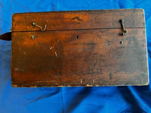 ANTIGUO NIVEL DE TOPÓGRAFOS BUFF & BUFF, CAJA DE MADERA original y placa de identificación de latón - Imagen 9 de 17