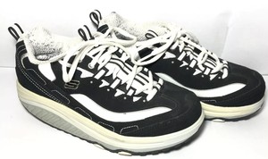 black and white sketchers