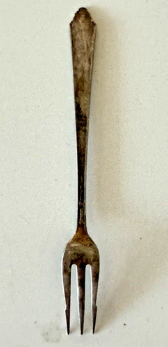 Antique Rogers Lunt & Bowlen Treasure Solid 925 Sterling Silver Seafood Fork