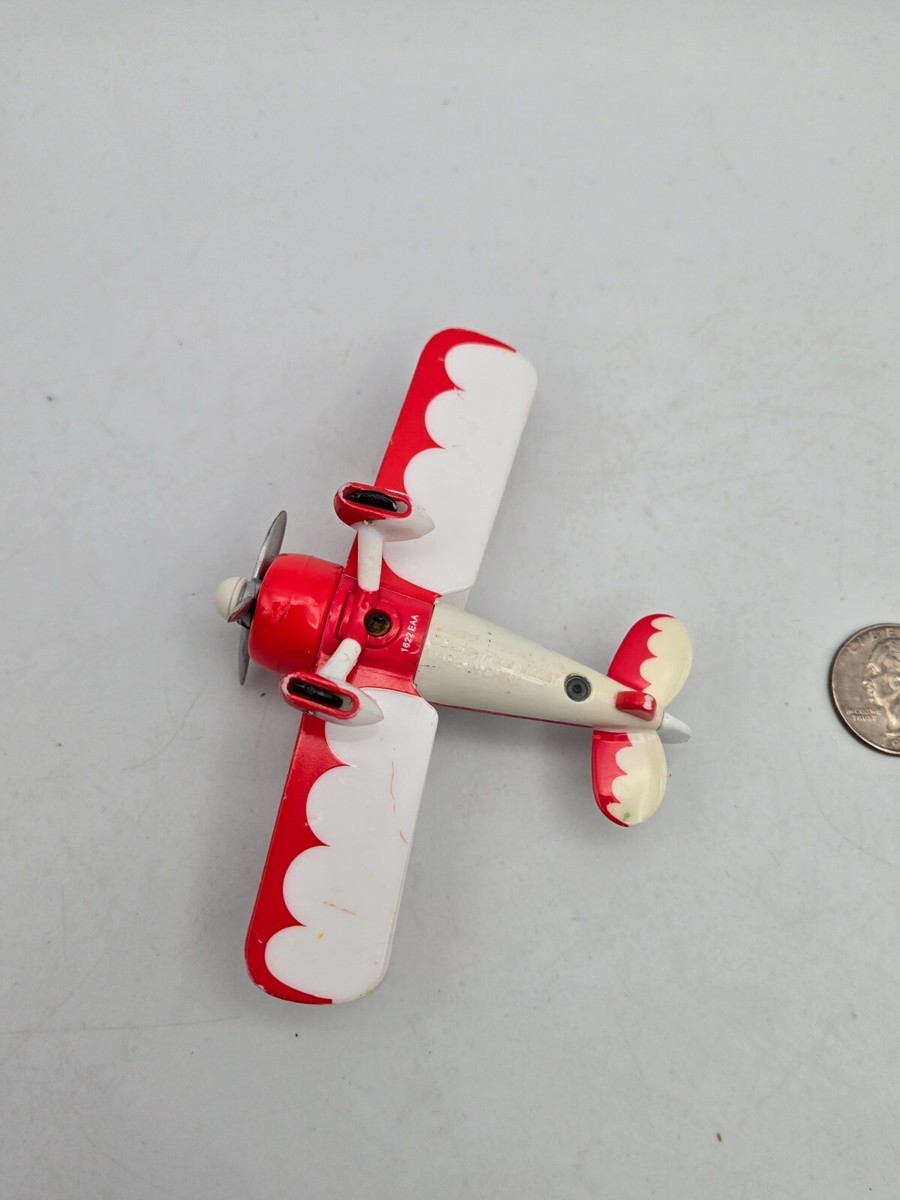 propwash junction biplane 飛行機 カーズ ミニカー Disney Cars Take Flight Propwash Junction Biplane Diecast