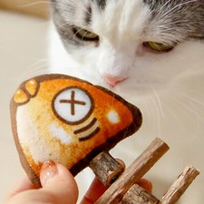 2X Fish Cat Toys Wood Fish Bones Aroma Cat Attract Teeth Grinding Plush Toys US