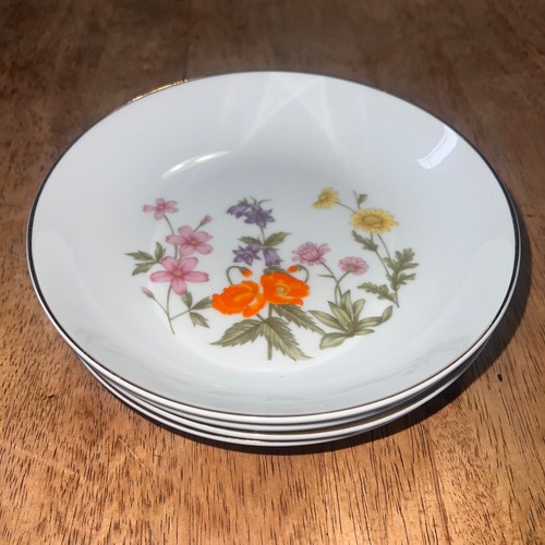 Vintage Fine China of Japan “Wildflower Pattern” set 31 pieces!! - Picture 10 of 24