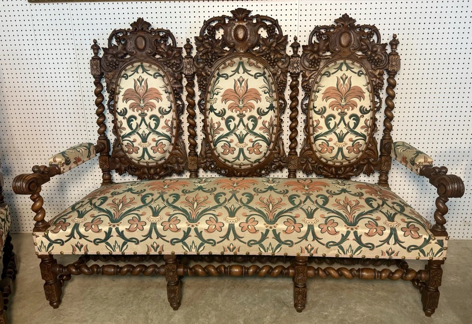 Antiguo juego de sofá de salón de 10 piezas de roble torcido cebada caza de la Selva Negra alrededor de 1860 Foto 3 de 4