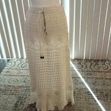 Boho white crochet skirt w/drawstring waiste, sz M