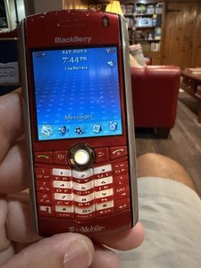 Blackberry Pearl 8100 2.2" LCD Red Working. Good Condition. NO BATTERY. 