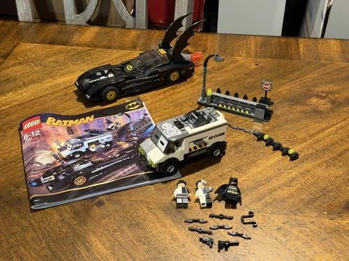 LEGO Batman 7781 - The Batmobile: Two-Face's Escape - Complete w/ Figures - 2006