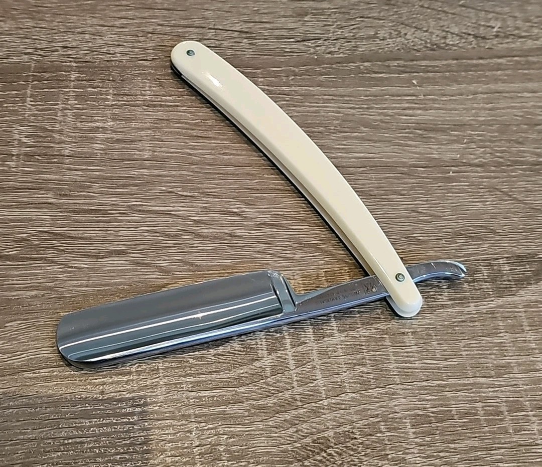 J.A.HENCKELS Zwillingwerk Friodur AG Straight Razor 72 1/2