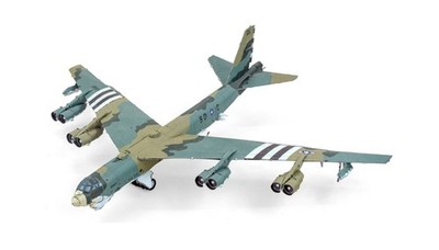 Metal Earth B-52 Stratofortress Flugzeug Faszinationen 3D Modell DIY Kit ME1037 Geschenk
