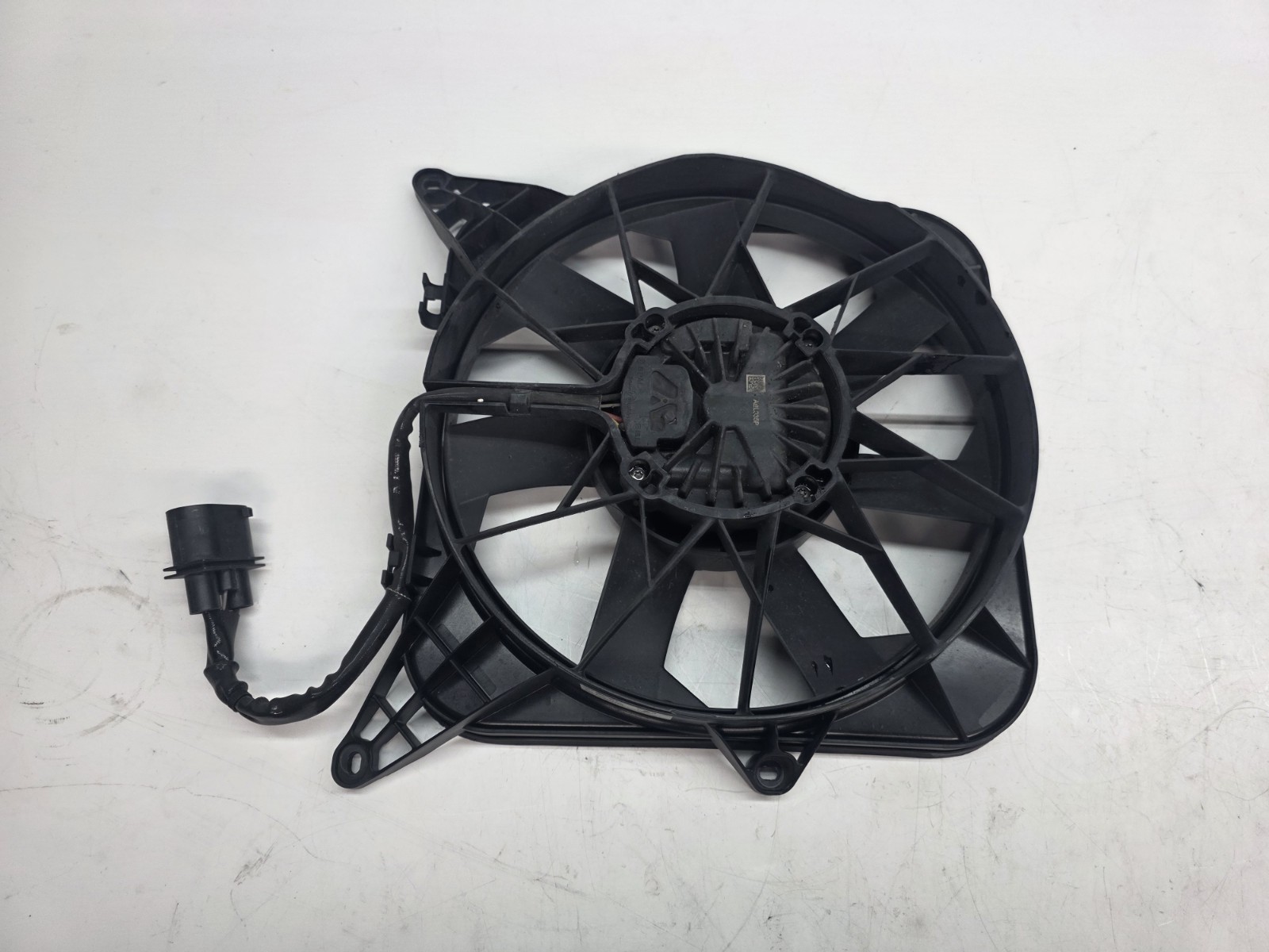 LAMBORGHINI AVENTADOR LP700 LP770 RADIATOR COOLING FAN OEM 470959455D