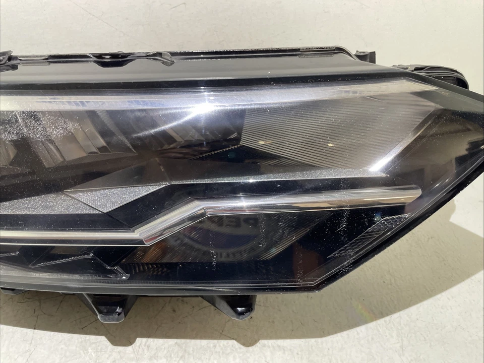 Faro reflector LED pasajero derecho derecho OEM 2140 2019-2022 Volkswagen Jetta Foto 4 de 4