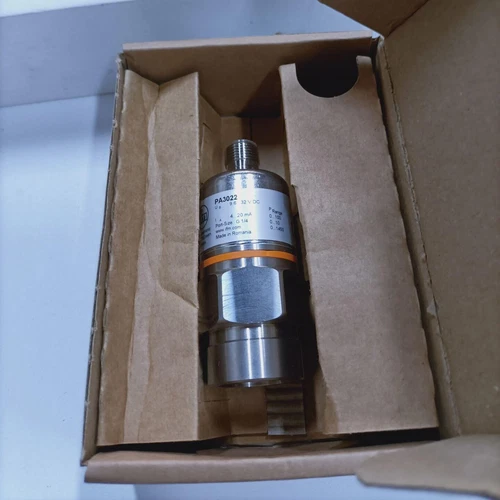 One New IFM PA3022 Pressure Sensor Expedited Shipping - Picture 3 of 3