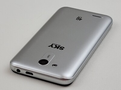 SKY Devices Black2 - 16GB - Silver (Tigo Wireless