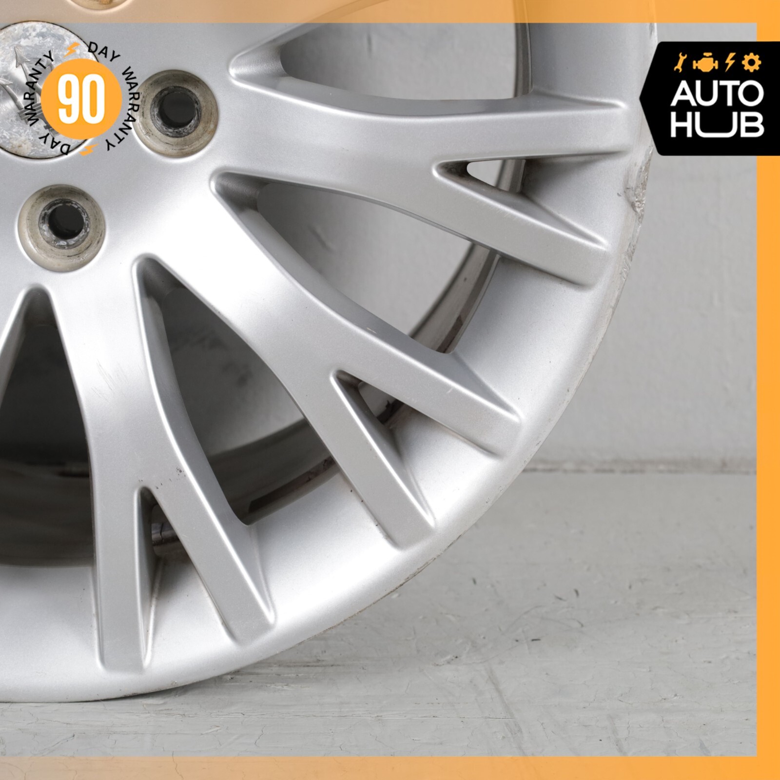 Maserati Quattroporte M139 10.5 x 18 18" Rear Wheel Rim Silver 237494 OEM