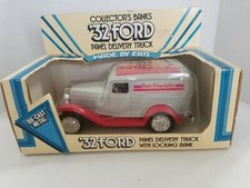 ERTL 1932 Ford Panel Delivery Truck Collector's Banks 1:25 Die Cast Metal 9157