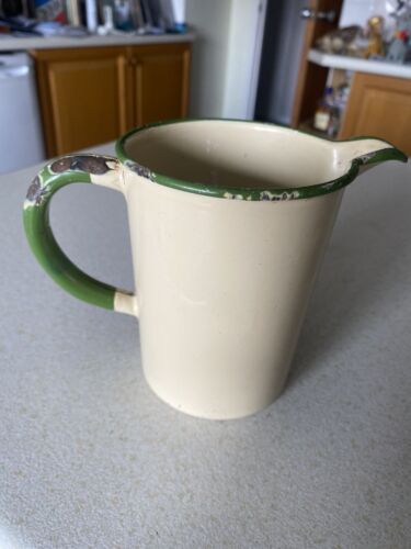 Enamel Jug Vintage Green And Cream 1 Pint 50s ? Lovely Little Display Item - Picture 4 of 11