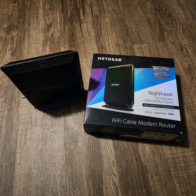Netgear Nighthawk AC1900 WIFI CABLE MODEM ROUTER Excellent Used Condition W Box