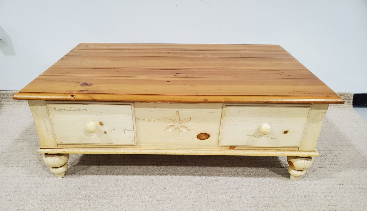 Ethan Allen Farmhouse Pine Coffee Table 3 drawer 23-8210 672