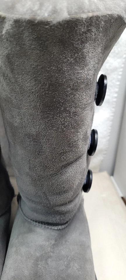 Ugg Australia Womens Size 8 Suede Bailey Button Close Tall Boots/ Gray  - Image 4 of 4