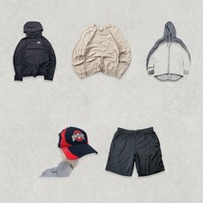 Nike Unisex 5 Piece Outfit Bundle Size S