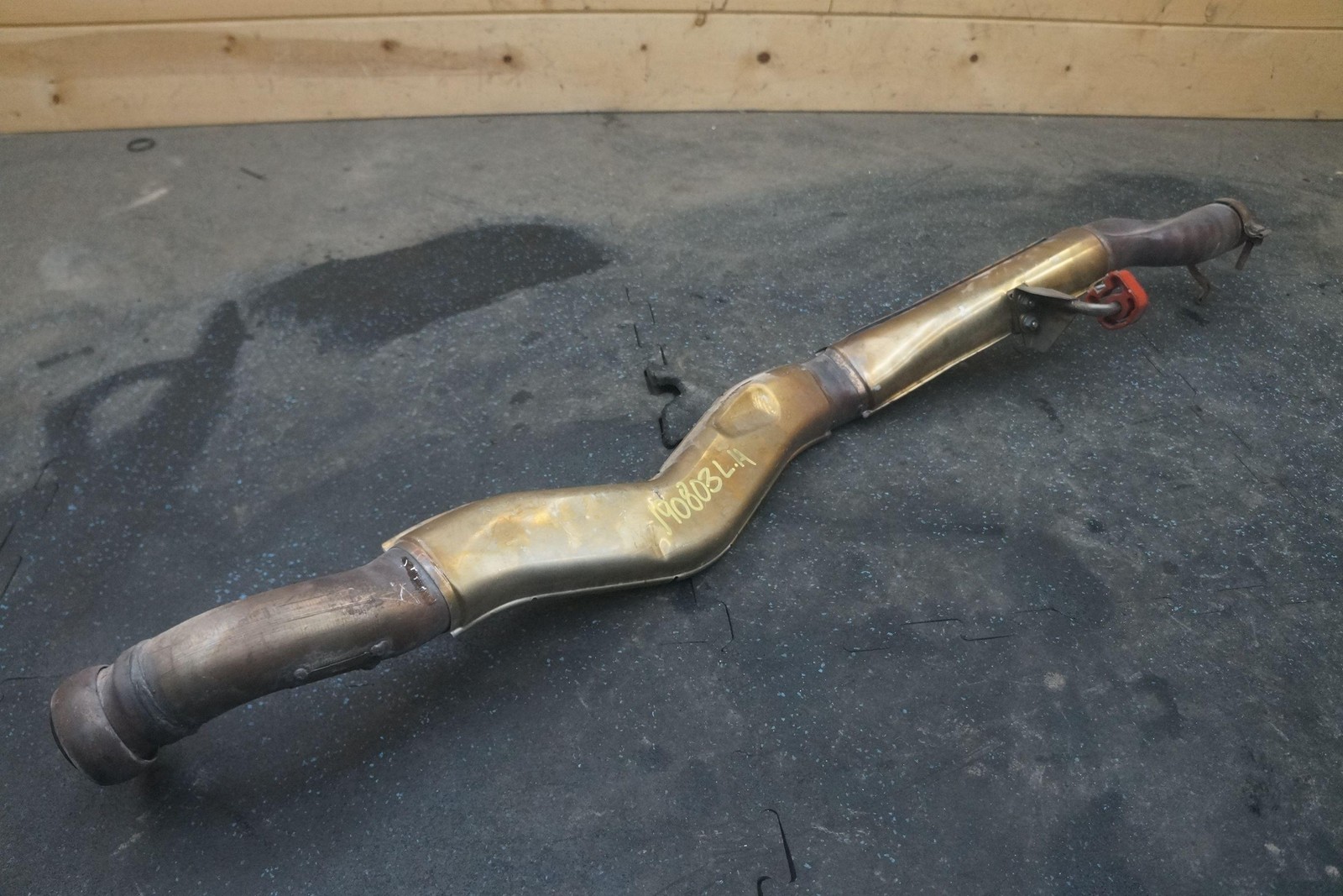 Rear Left Exhaust Muffler Extension Pipe 246653 274775 Ferrari California 2010