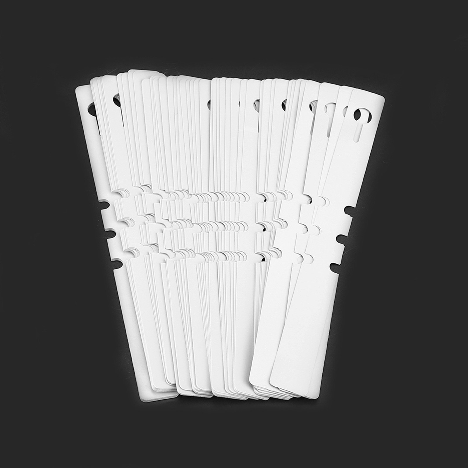 100pcs Plastic Nursery Garden Decor Stake Tags Plant Labels Lawn Ornament White