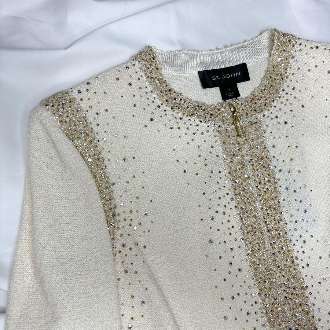 Elegant St. John's Women's Ivory Suit Jacket, Size 8, Chic Style