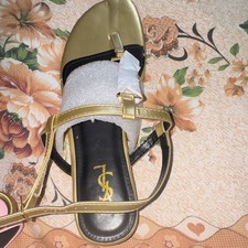 Women s Gold/Black Strappy Flat Sandals Ankle Strap Buckle Cotton Upper 8 NW Def