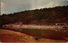 1950'S. MERAMEC CAVERNS. STANTON,MO. POSTCARD T28
