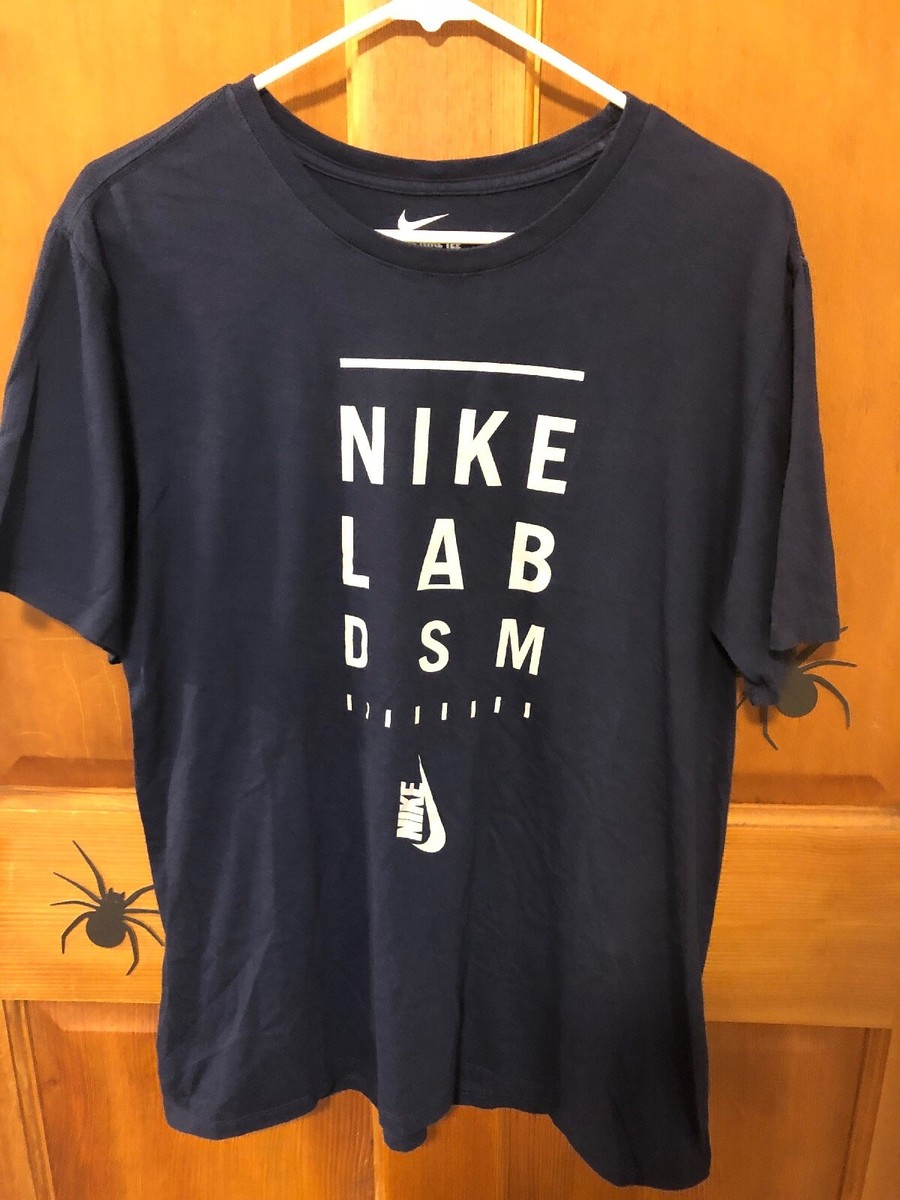 NIKE LAB  DSM Tシャツ NIKE LAB x DSM NYC Tee Men sz L Navy 3M grand opening supreme off