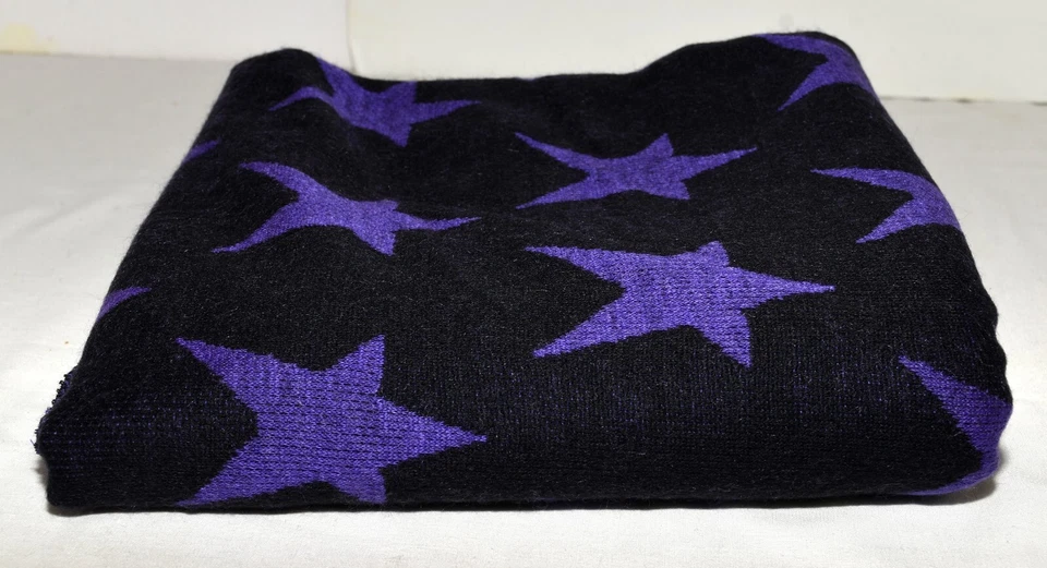 Remanente tejido vintage negro con estrellas moradas mezcla lana 64" W 35" Foto 4 de 4