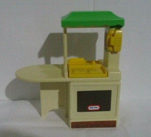little tikes mini kitchen