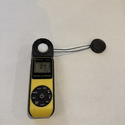 HoldPeak Digital LCD Lux Light Meter 0.01-400000 Lux Luminance Tester Used-Good