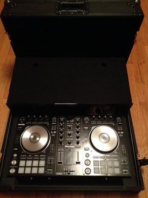 Pioneer DDJ-SR Digital DJ Controller w/ Case