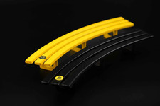 RYSE Ave Bench Yellow 11.5 inch