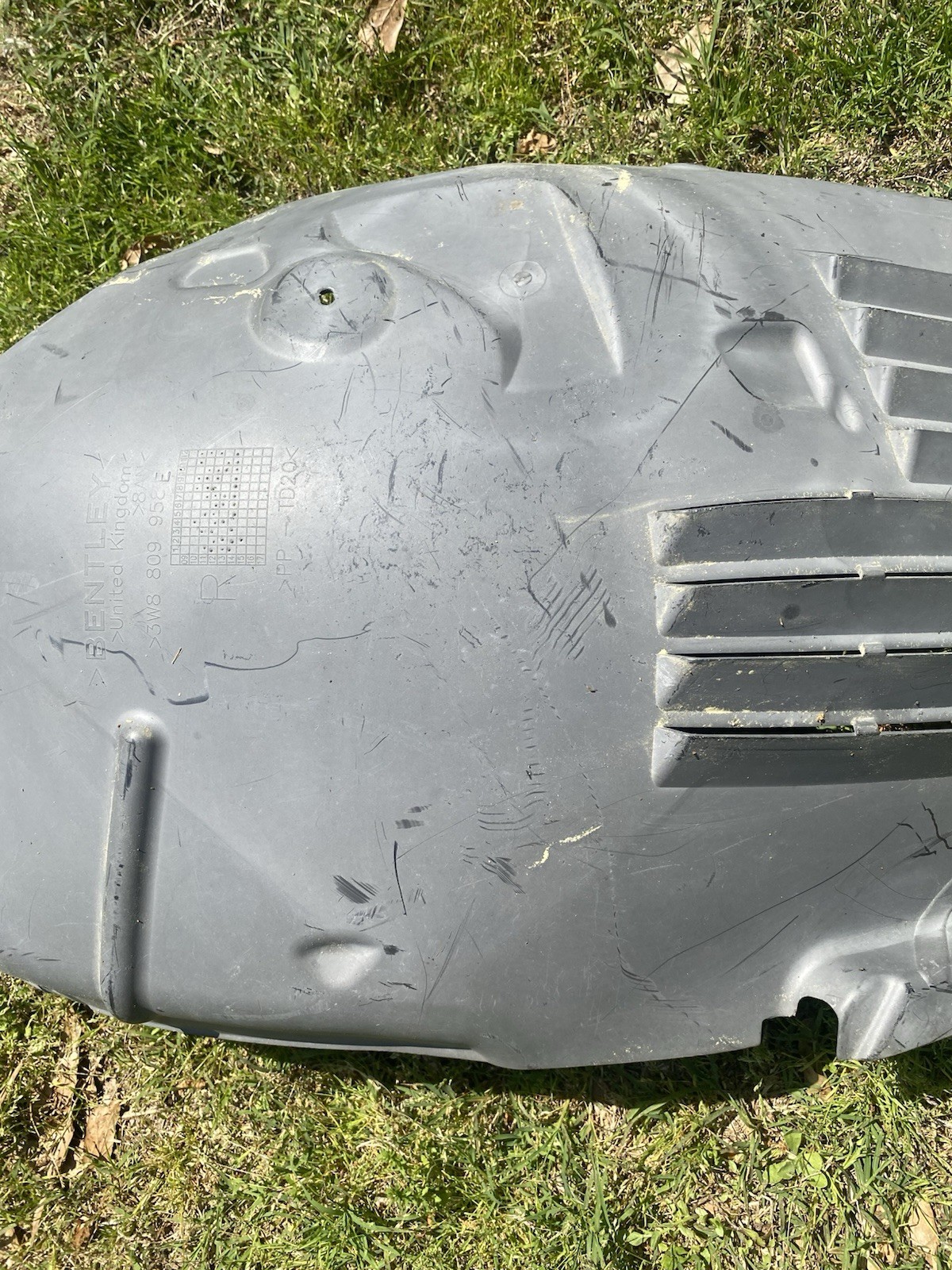 2003-2018 Bentley Continental Wheel House Protector OEM 3W8.809.958.E
