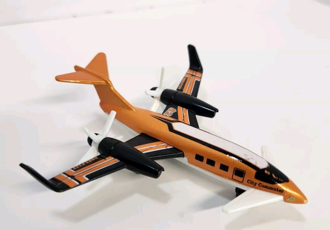 Matchbox 2009 Pusher Prop Plane SB82 City Commuter- Orange/Black