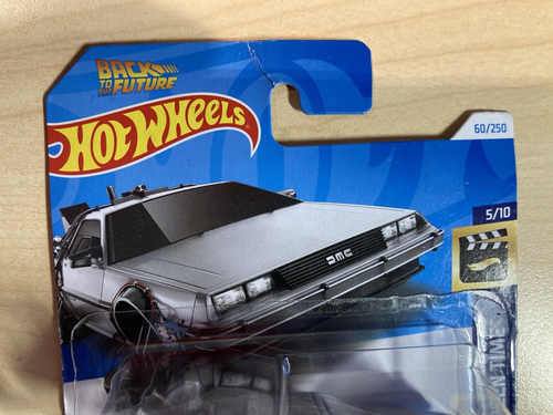 Hot wheels Back to the Future Time Machine and Hover Mode new on cards rare - Picture 5 of 12