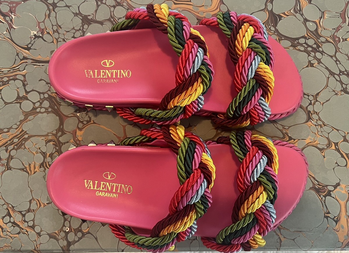 ☆Valentino☆セール! ループ プリント キャンバス サンダル Valentino Pink Rainbow Braided Rope Espadrille Rockstud