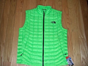 mens north face thermoball vest
