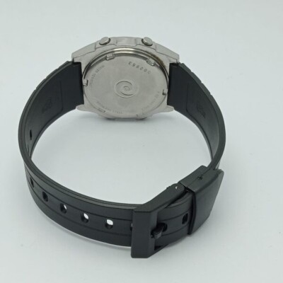 Seiko Alba Y749-5050 Quartz Alarm Chronograph Digital Vintage