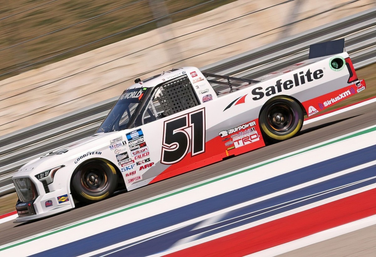 Kyle Busch #51 Safelite 2022 NASCAR Camping World 13x19 Poster